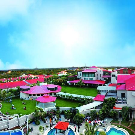 Отель Leonia Holistic Destination Shamirpet Экстерьер фото